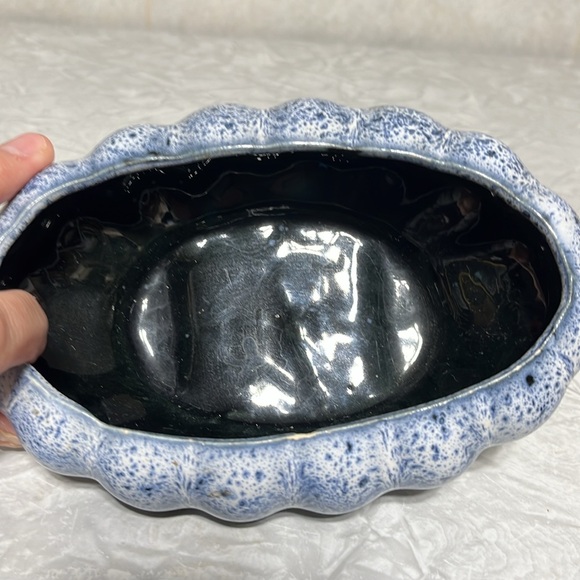 Set of 2 vintage drip glaze oval planters pink/ green  and blue/black - Picture 9 of 12